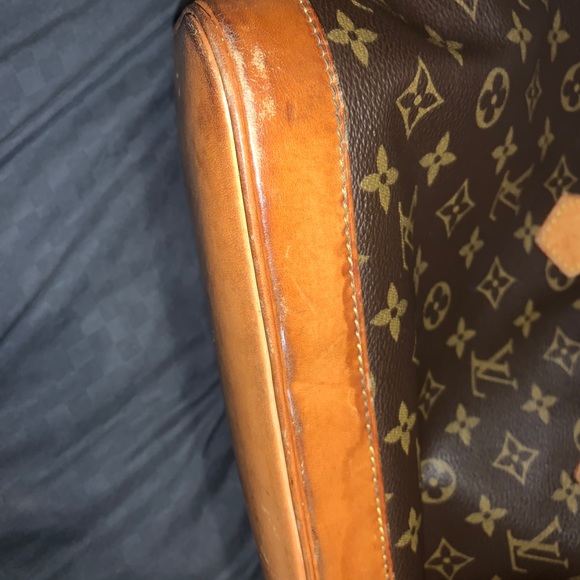 Louis Vuitton Bag - Picture 10 of 16